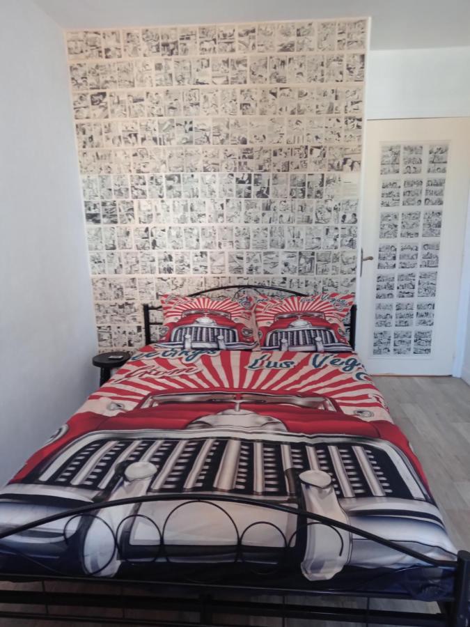 Appartement Le Labyrinthe Du Peintre Bransat 外观 照片
